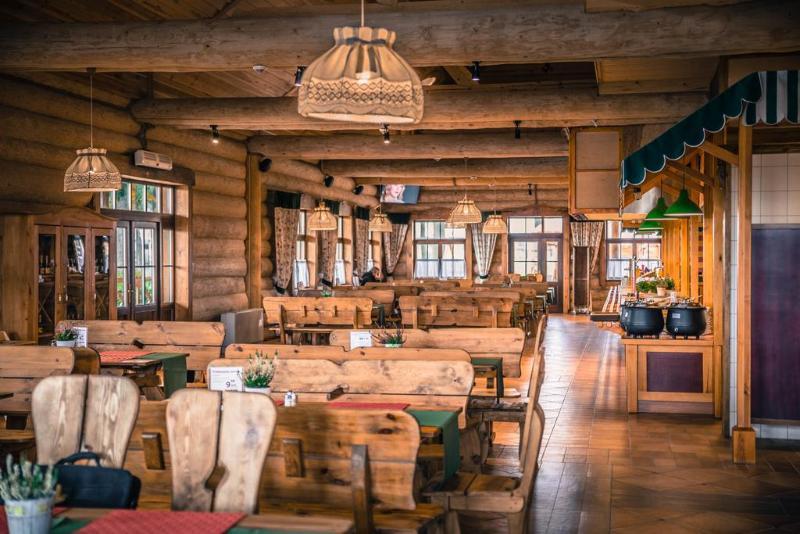Hotel Picaro Stok Lagow  Bagian luar foto