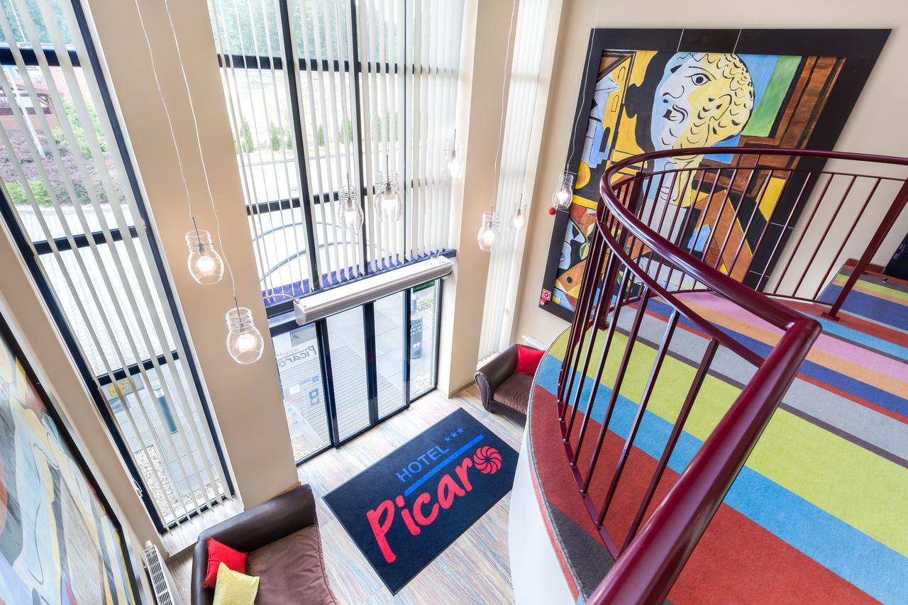 Hotel Picaro Stok Lagow  Bagian luar foto
